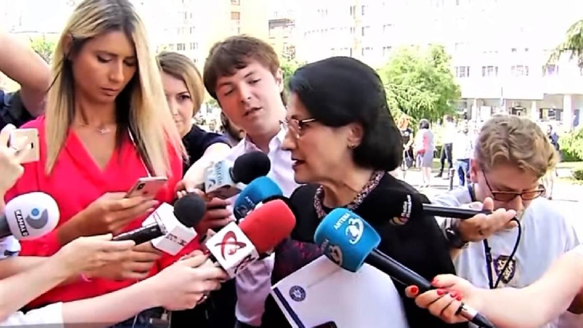 ecaterina_andronescu_sg_86703000