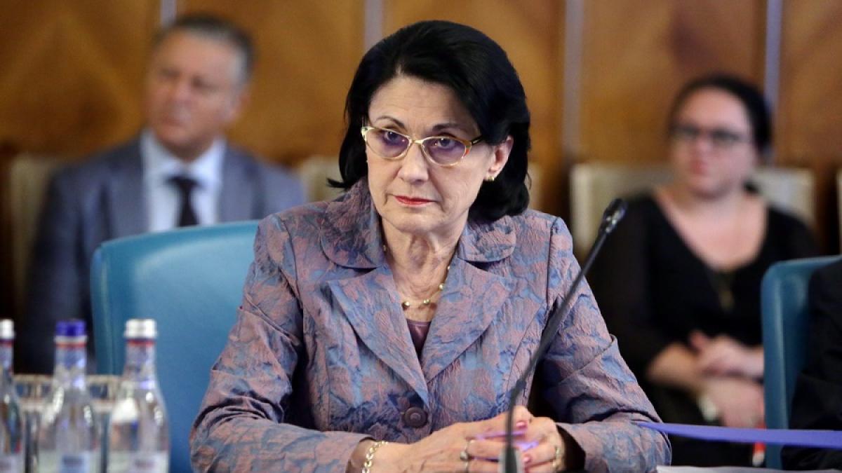 ecaterina_andronescu_la_guvern_dancila_34081900