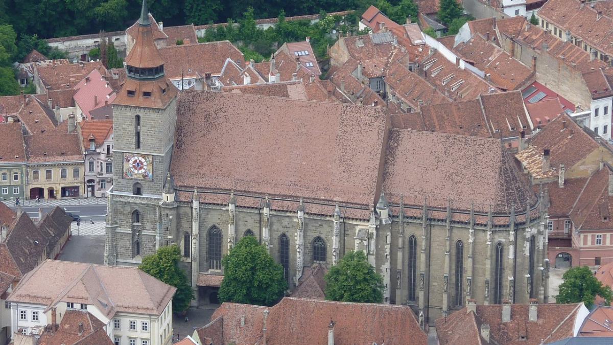 biserica-neagra-brasov_72955800