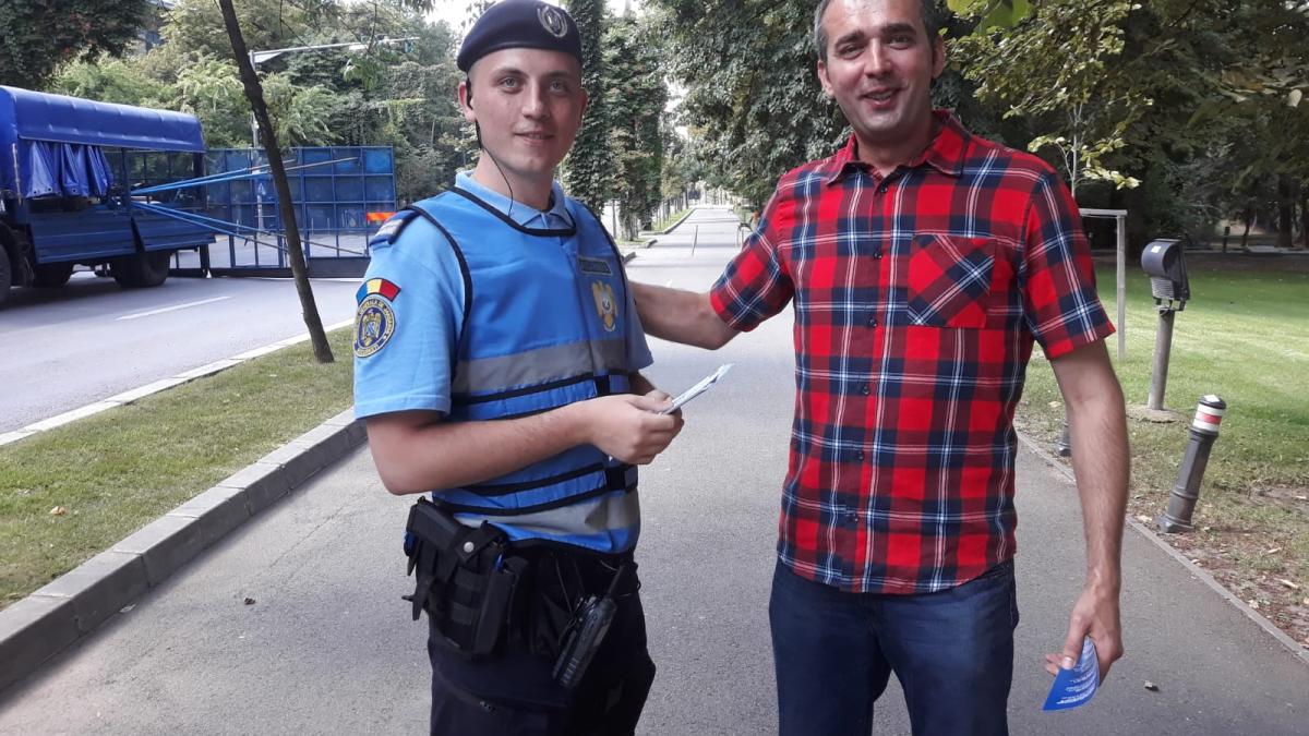 unknowjandarmerien_78677800