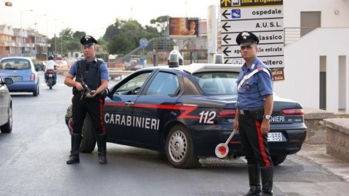 italia-politie-465x390_82081400