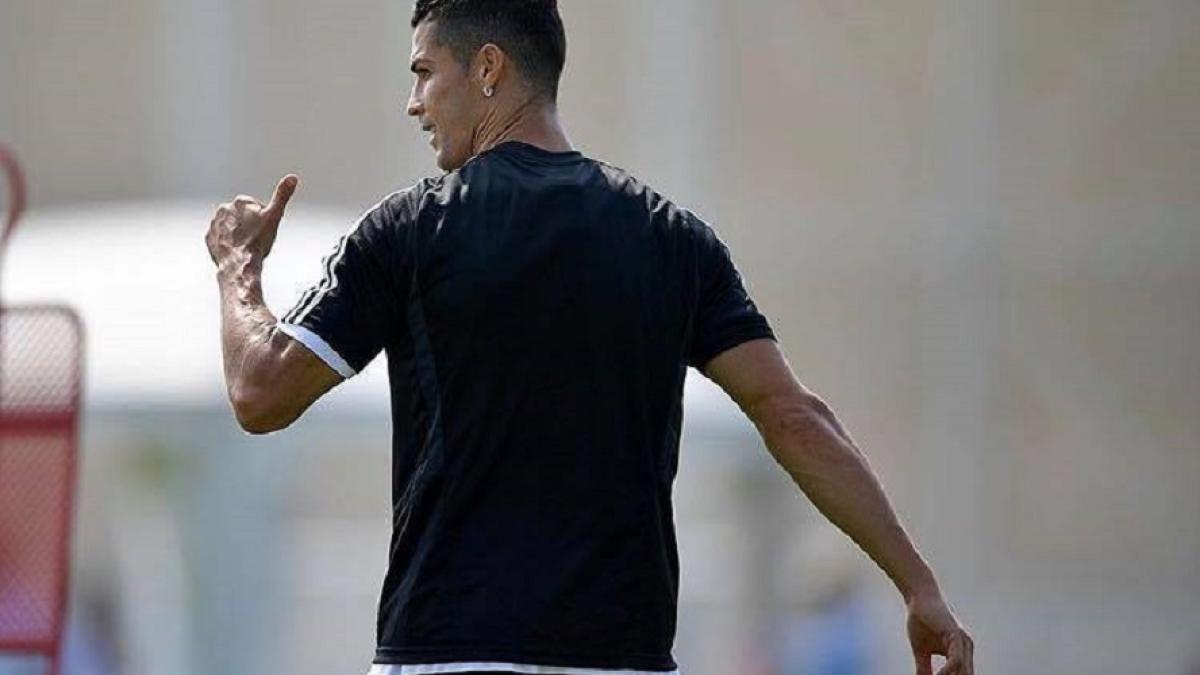 ronaldo_antrenament_spate_02020800