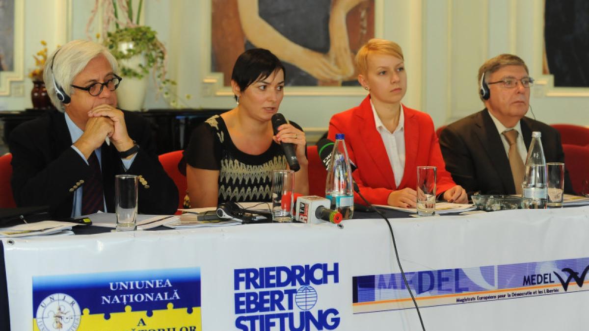 dana-girbovan_29673700