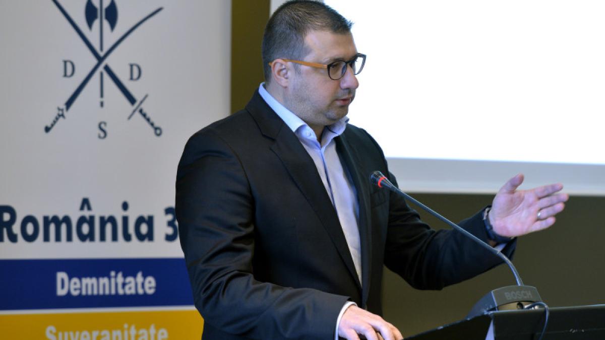 daniel-dragomir-_22799900