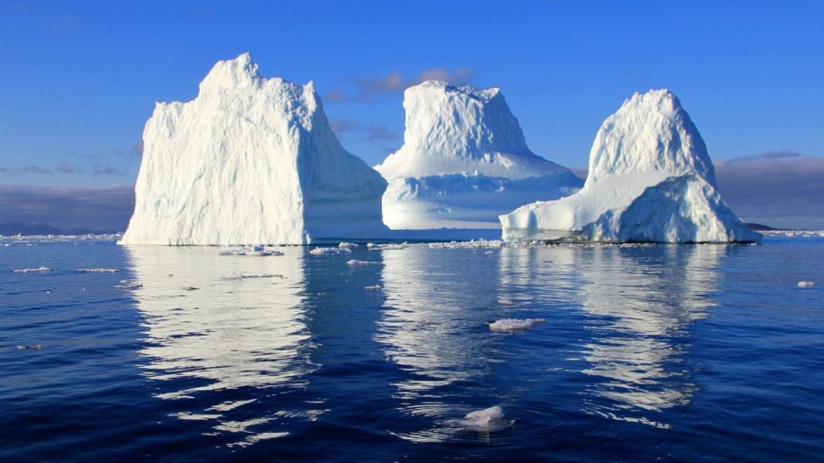 iceberg_gheata_ocean_84400700