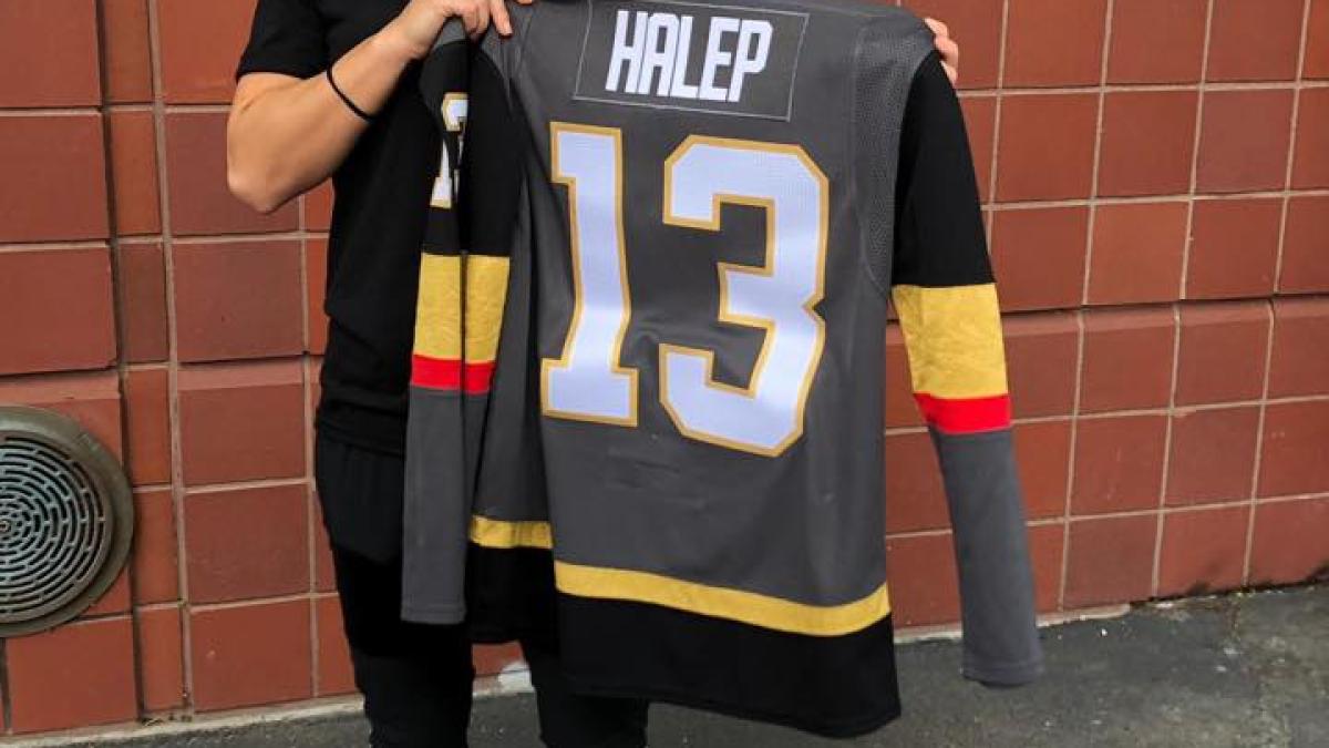 simona_halep_usopen_tricou_hochei_fb_04349000