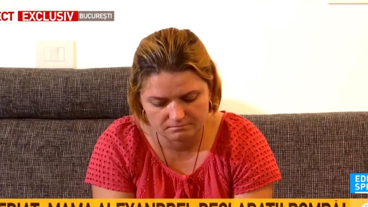 mama_alexandrei_caracal_18078200