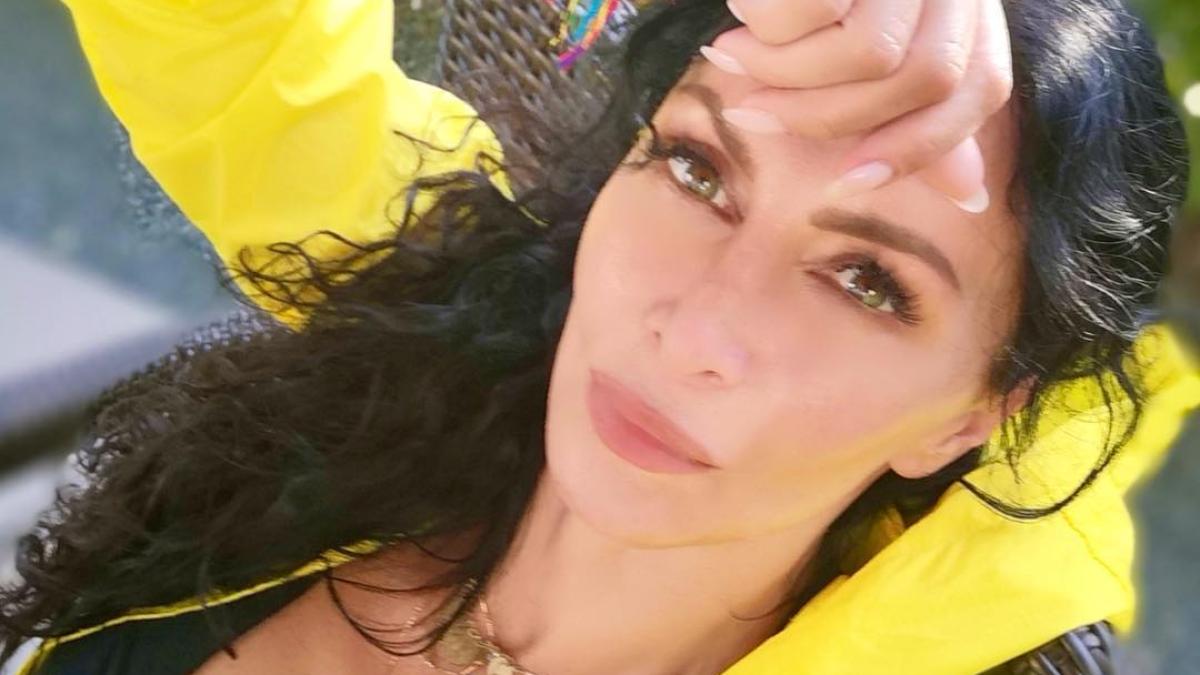 mihaela_radulescu_4_75954900