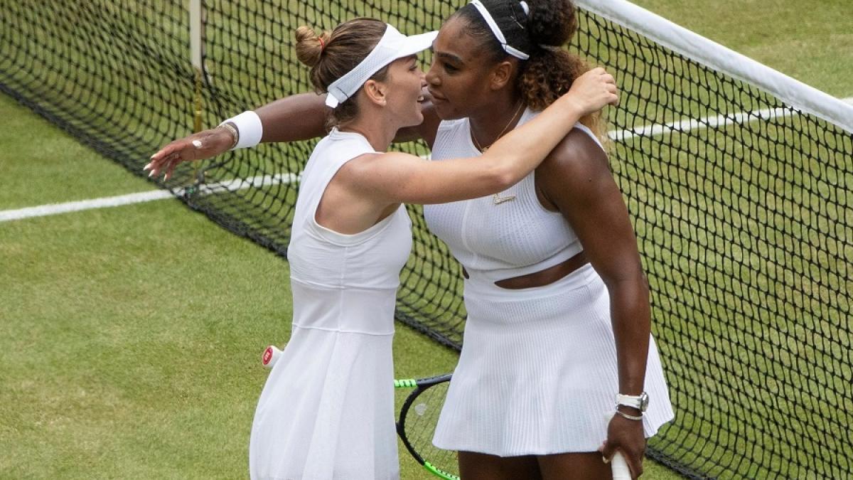 simona_halep_serena_williams_wimbledon_fb_40069800