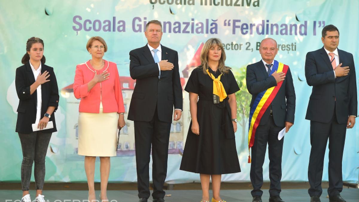 klaus-iohannis-scoala_44044200