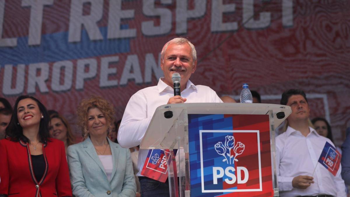 liviu-dragnea-pe-scena-sursa-facebook_68956100