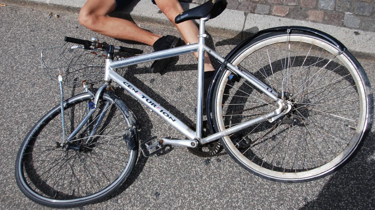 biciclist-accident_35264600