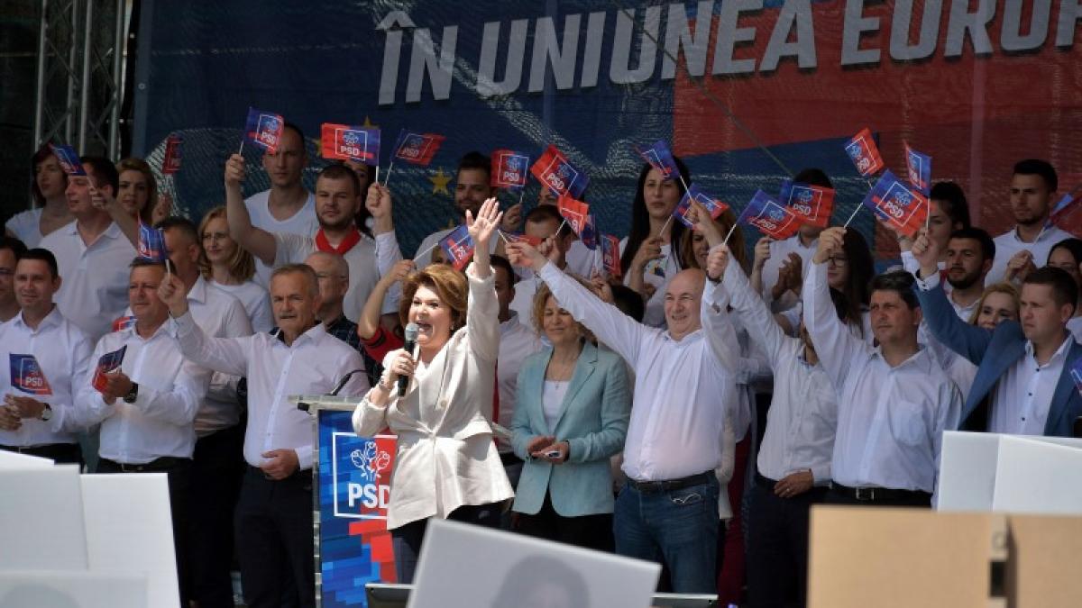 rovana_plumb_58514400