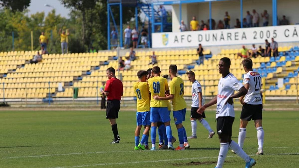 dunarea_calarasti_stadion_meci_fb_63144600