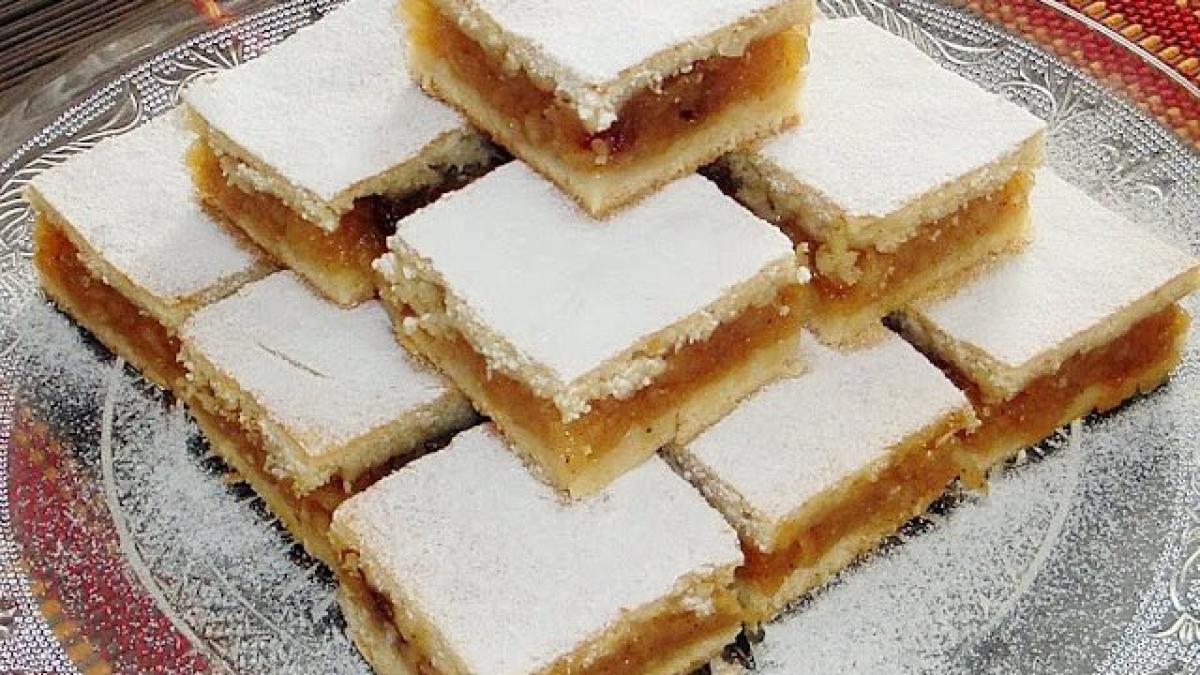 placinta-cu-mere_09650600