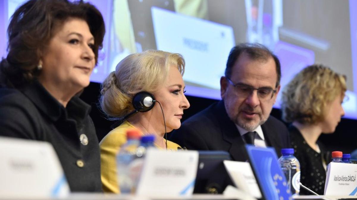 rovana-plumb-viorica-dancila_11528200