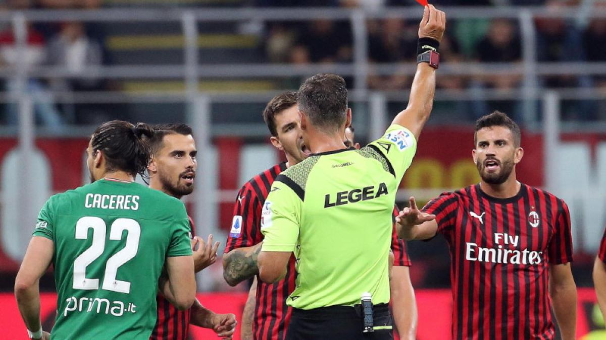 ac_milan_rosu_73755500