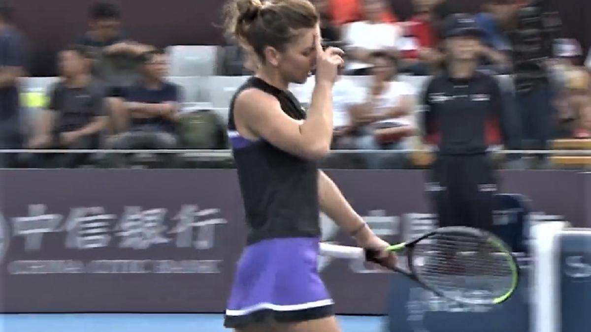 simona_halep_abandon_beijing_cpv_18049700