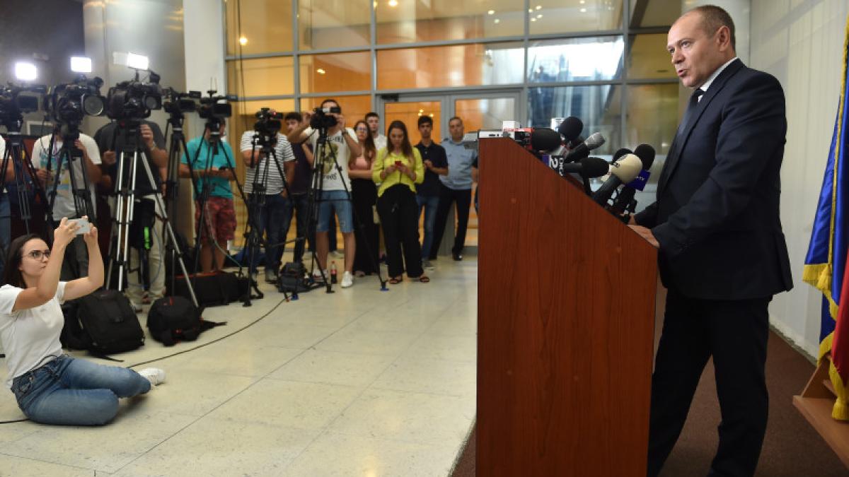 felix-banila_49338200