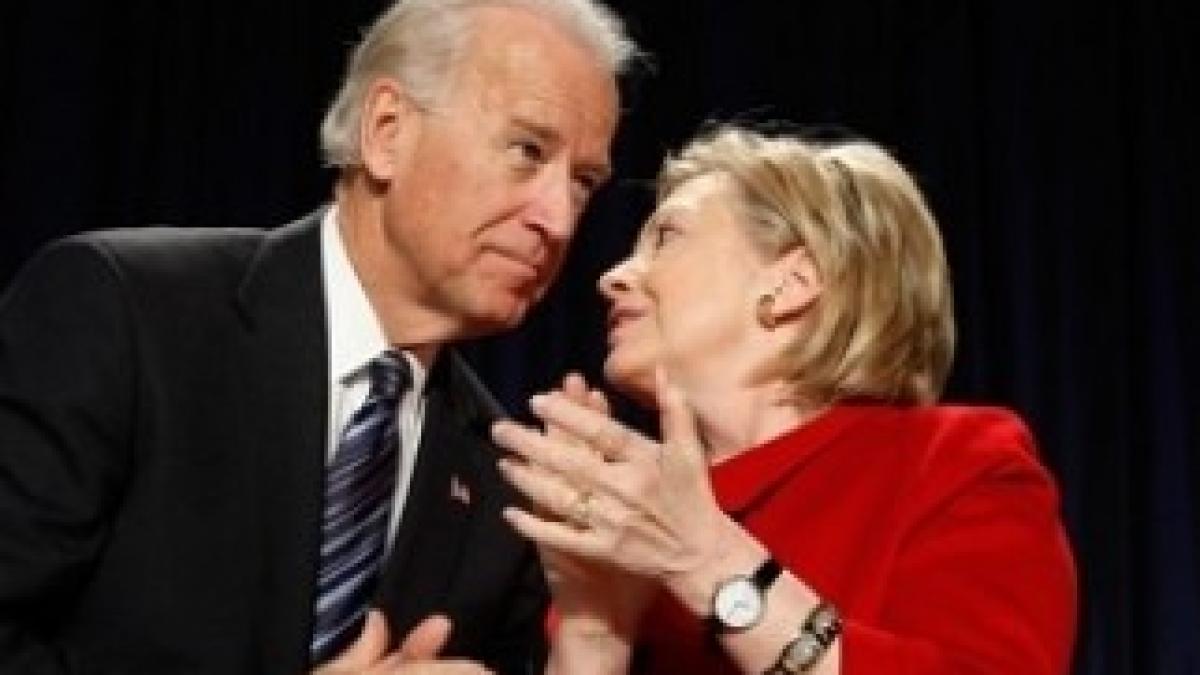 Joe-Biden-and-Hillary-Clinton-Credit-APJason-Reed