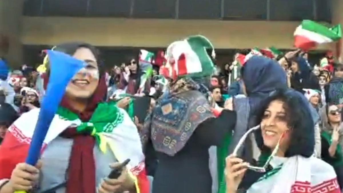 iran_femei_stadion_cpv_10524700