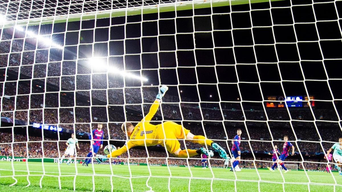 fotbal_barcelona_fb_34323200