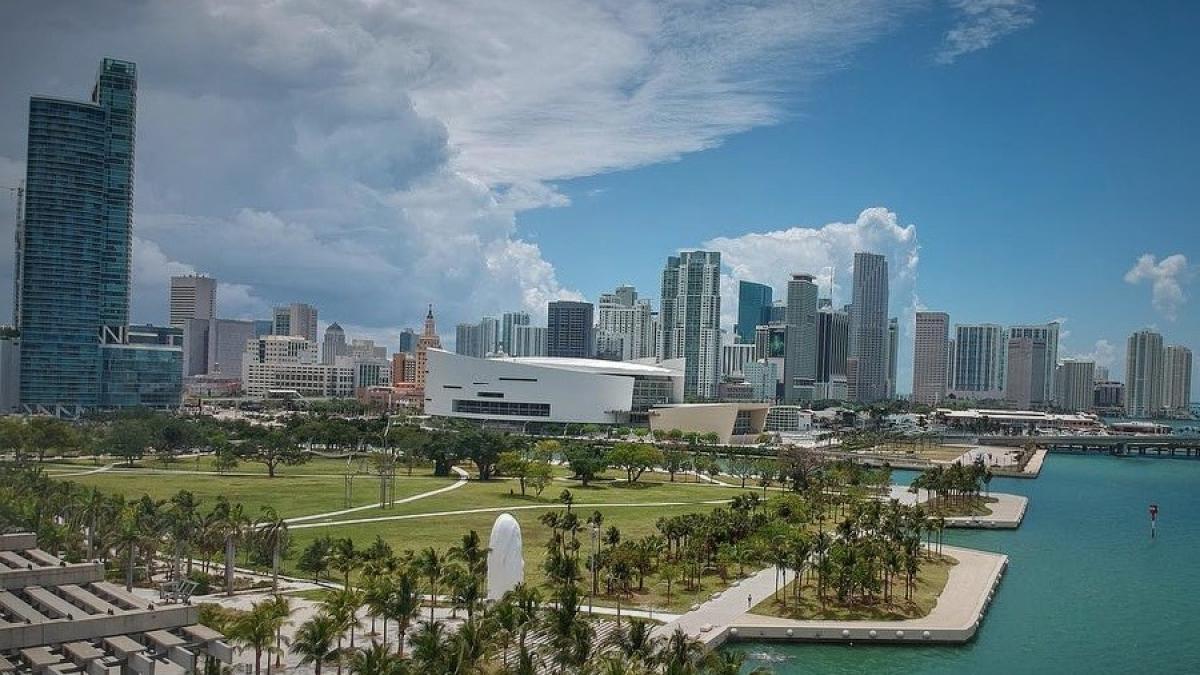 miami_vedere_mare_fb_45366900