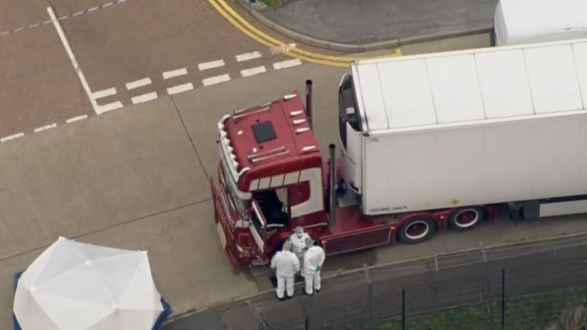 39-de-morti-intr-un-tir-din-anglia_27449900