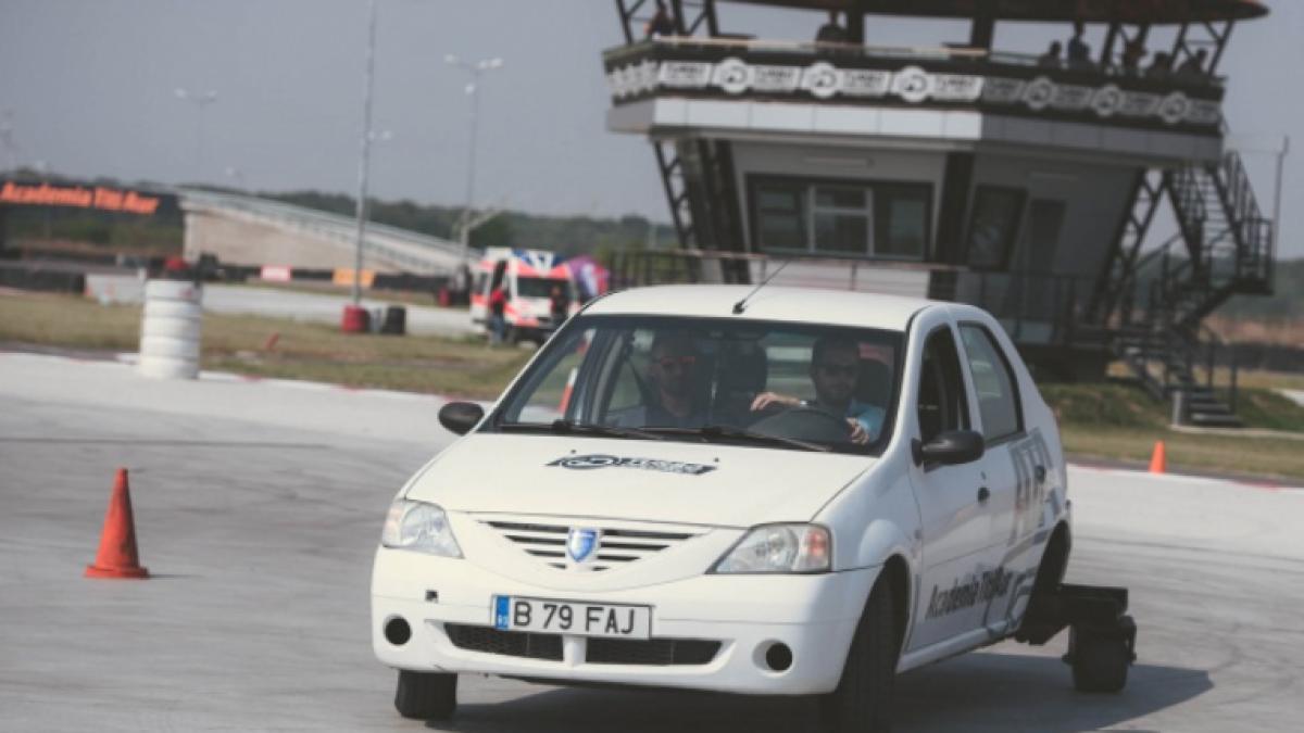 conducere-defensiva_75610400