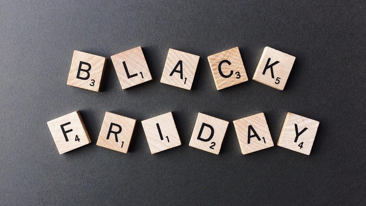 black-friday-2925476_1280_67698400