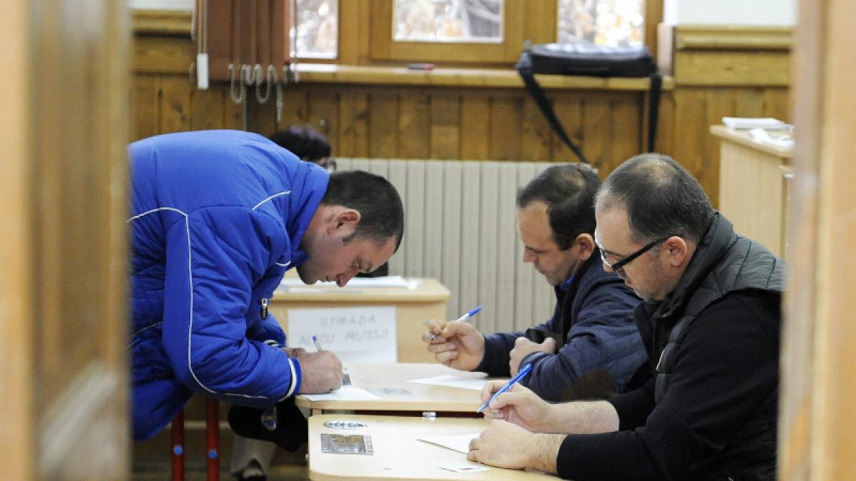 alegeri-prezidentiale-vot-urne_41113100