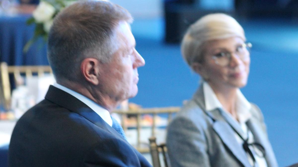 iohannis-turcan_77690500