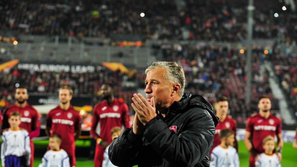cfr_cluj_dan_petrescu_fb_meci_rennes_53648800