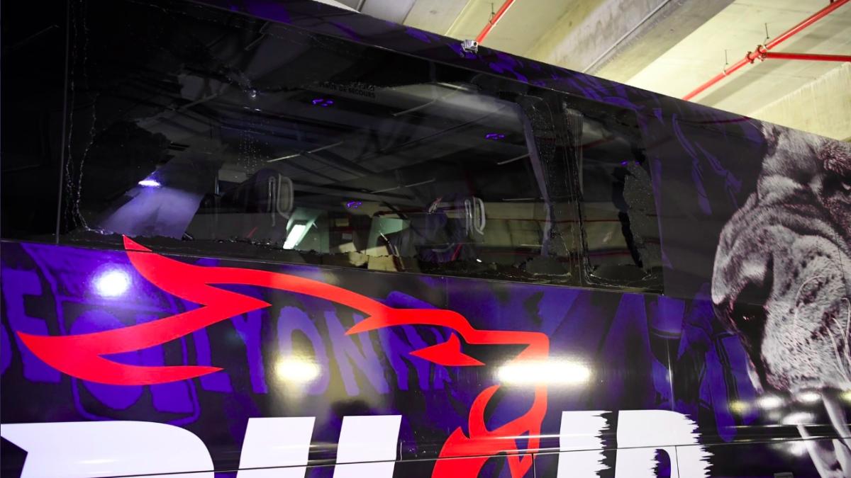 olympique_lyon_autocar_34474600