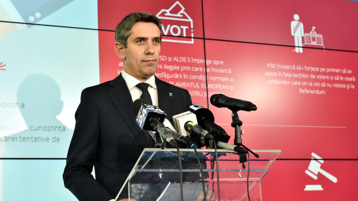 ionel-danca--purtatorul-de-cuvant-al-pnl--sustine-o-conferinta-de-presa_39083600