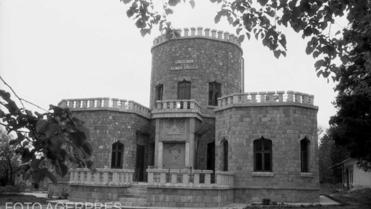 castelul-de-la-campina-iulia-hasdeu_36522800