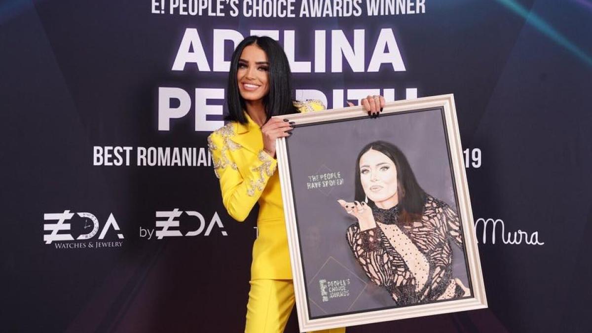 adelina-pestitu_08798800