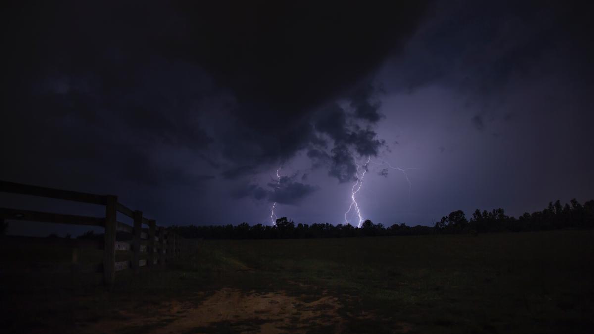 fulgere-furtuna_21659400