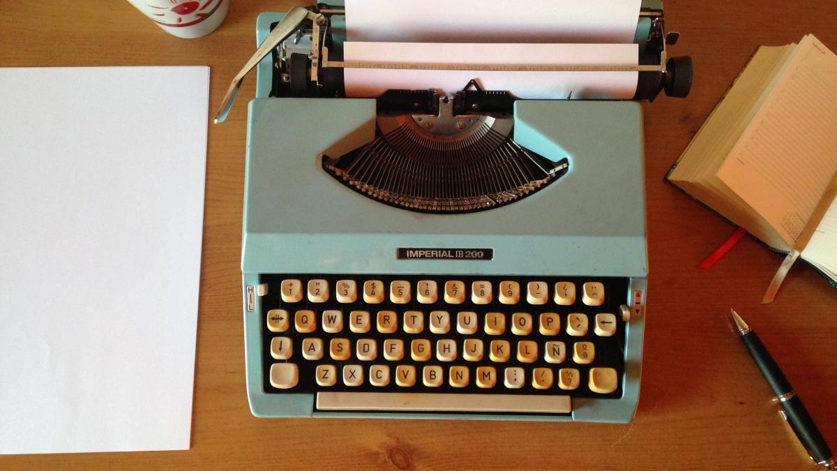 masina-de-scris_44210400