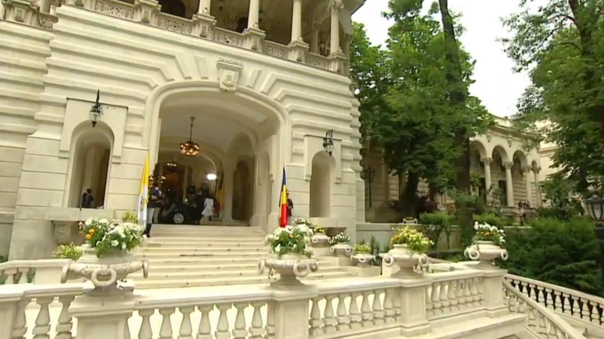 palatul-cotroceni_43945800