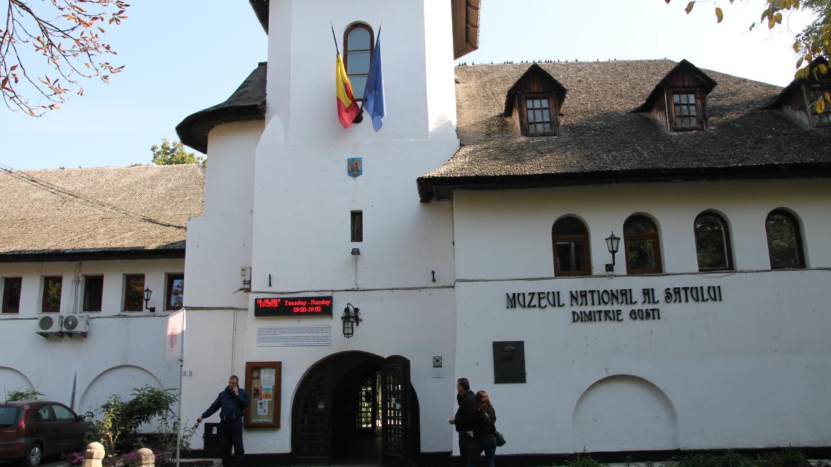 muzeul-satului_04411100