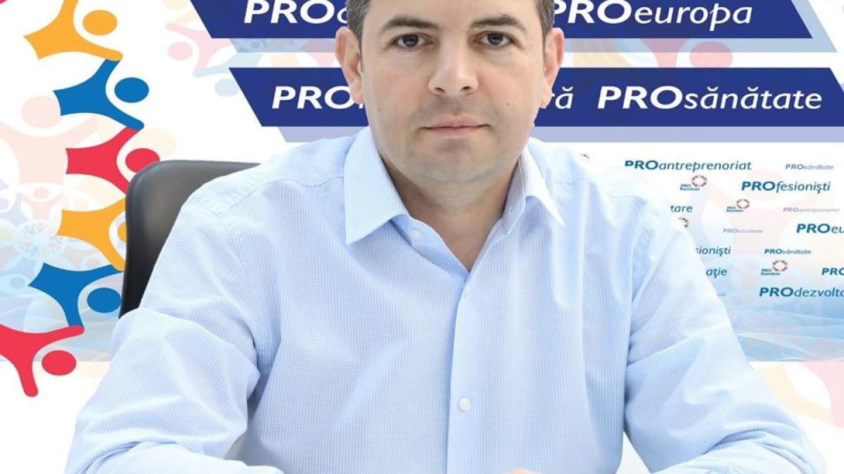 daniel-constantin_61453700