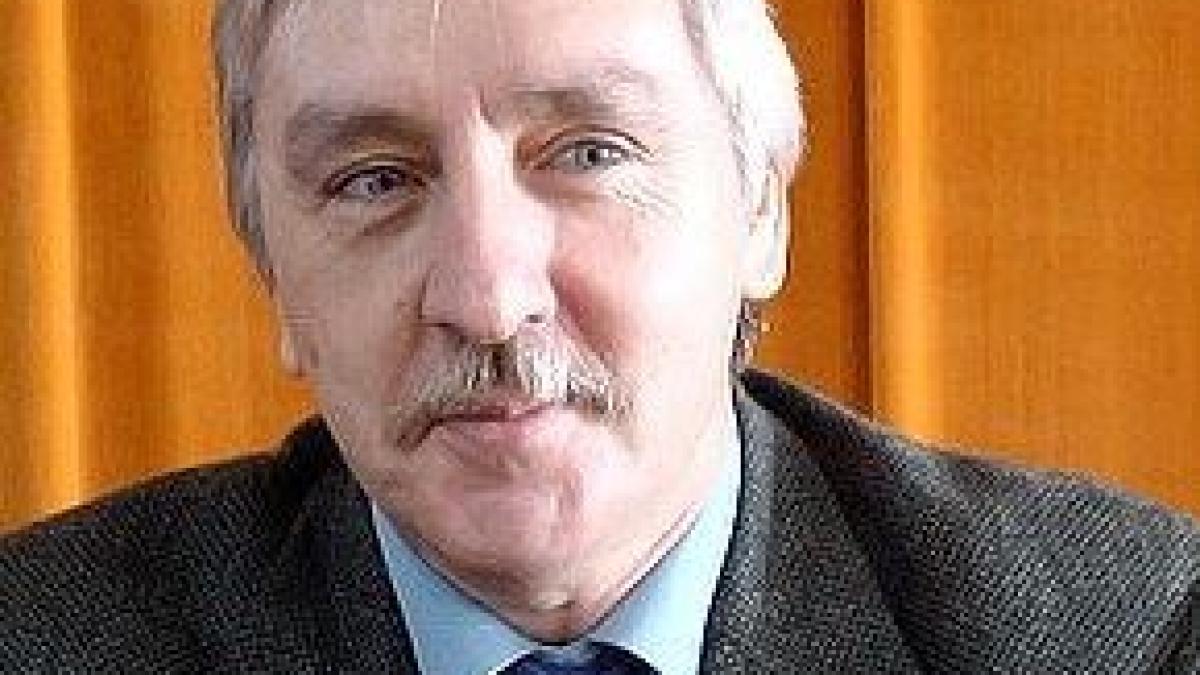 liviu_chesnoiu_80330100