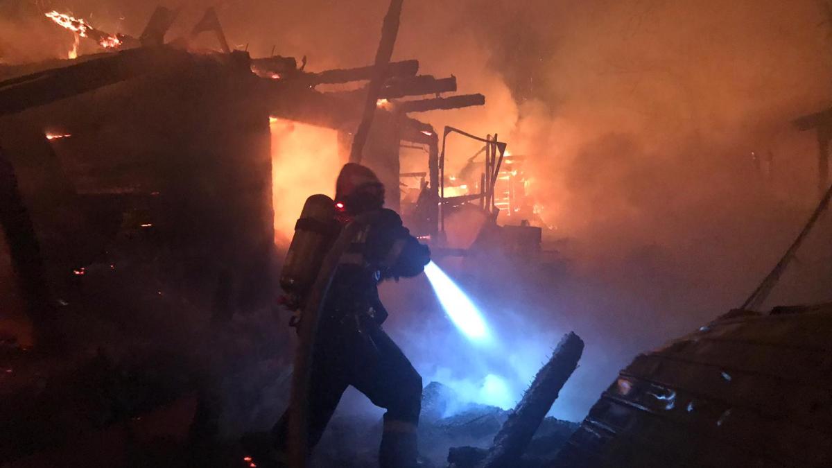 incendiu-casa-noaptea_54770600