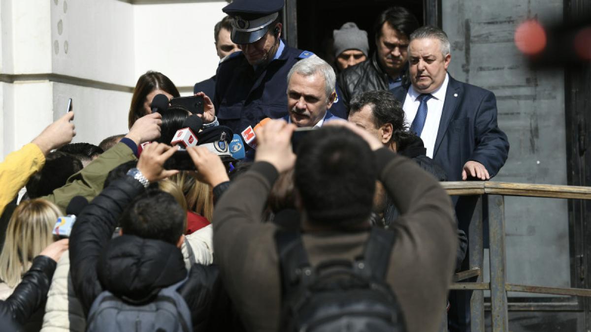 presedintele-psd--liviu-dragnea--paraseste-sediul-inaltei-curti-de-casatie-si-justitie-iccj-din-bucuresti--dupa-ce-a-fost-reaudiat-in-dosarul-dgaspc-teleorman_97797000