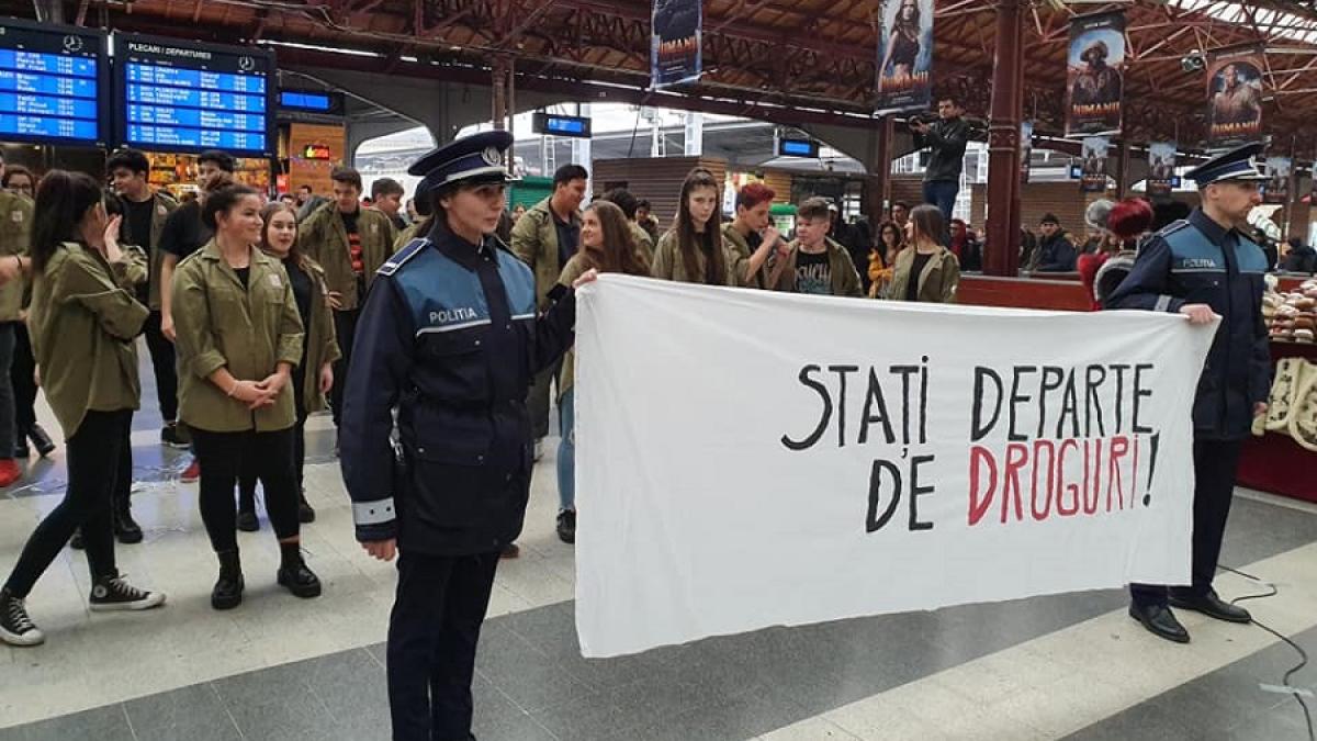 droguri_politie_indemn_antidrog_fb_60034200