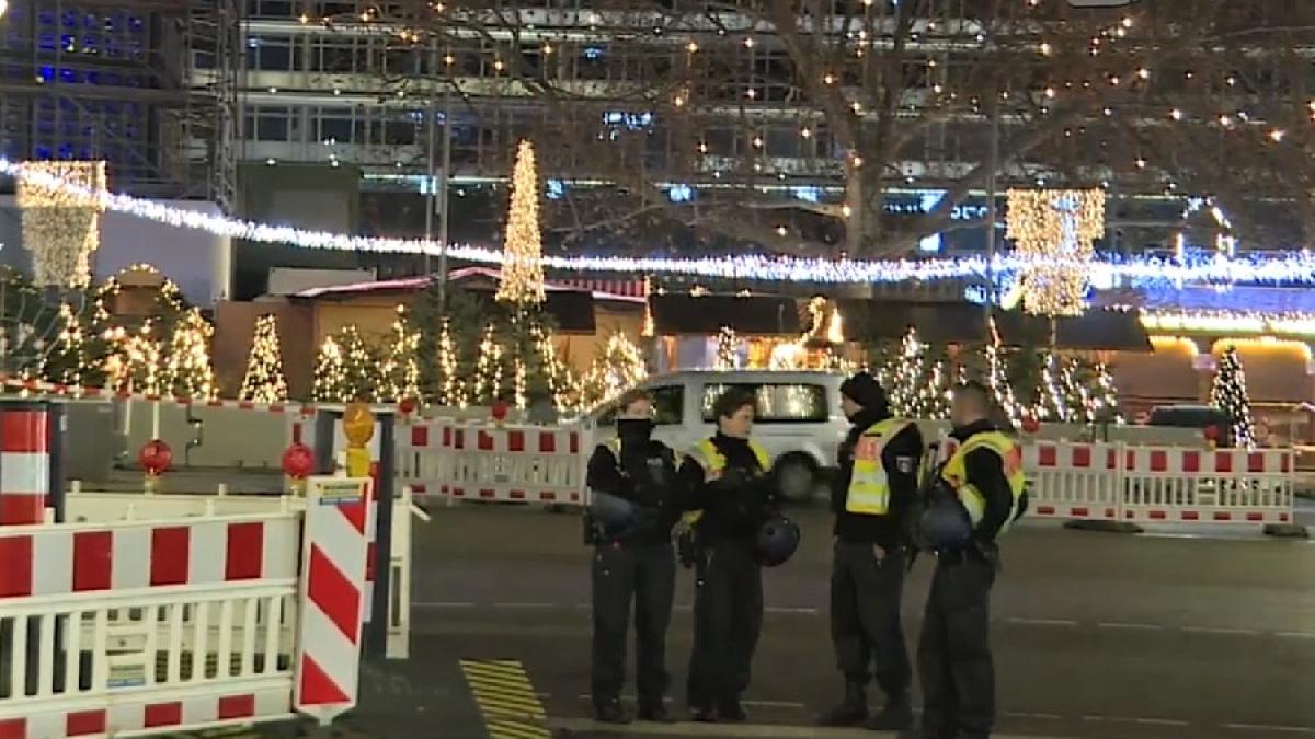 piata_germania_craciun-evacuare_52981900