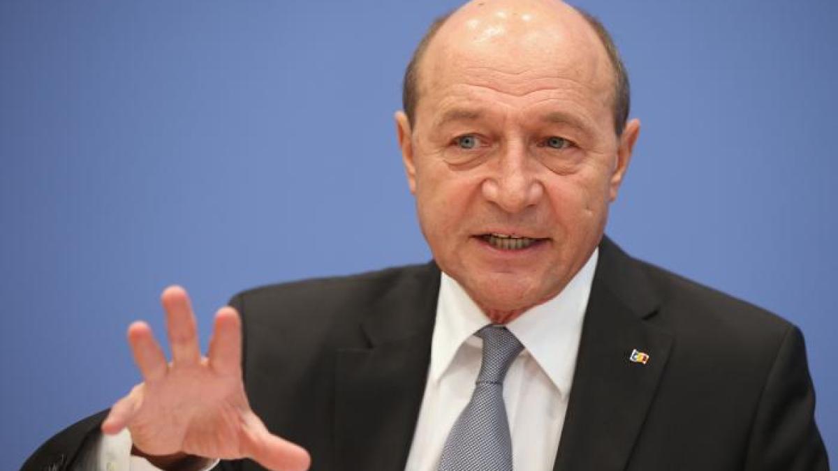 basescu_21727200
