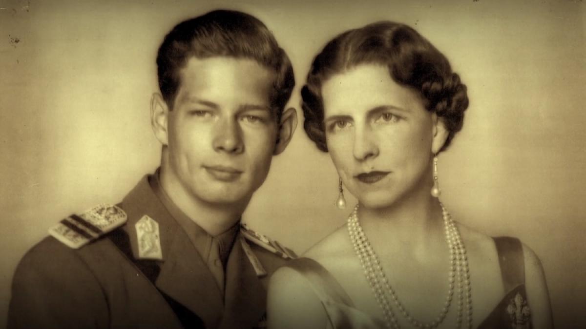 regele_mihai_regina_elena_cpv_ytube_60727800