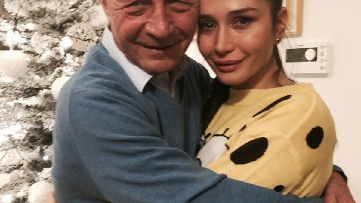 traian-basescu-si-elena-basescu_29261200